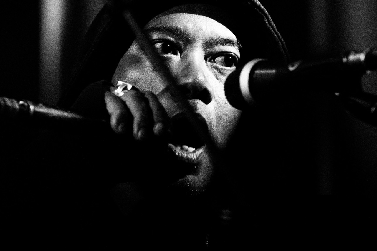 Rully Shabara performs with Osmium, silent green Betonhalle