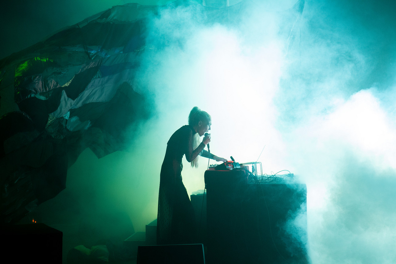 Aïsha Devi »Les Immortelles«, Volksbühne am Rosa-Luxemburg-Platz