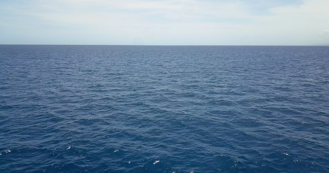 »Oceanic Refractions« Ocean Horizon