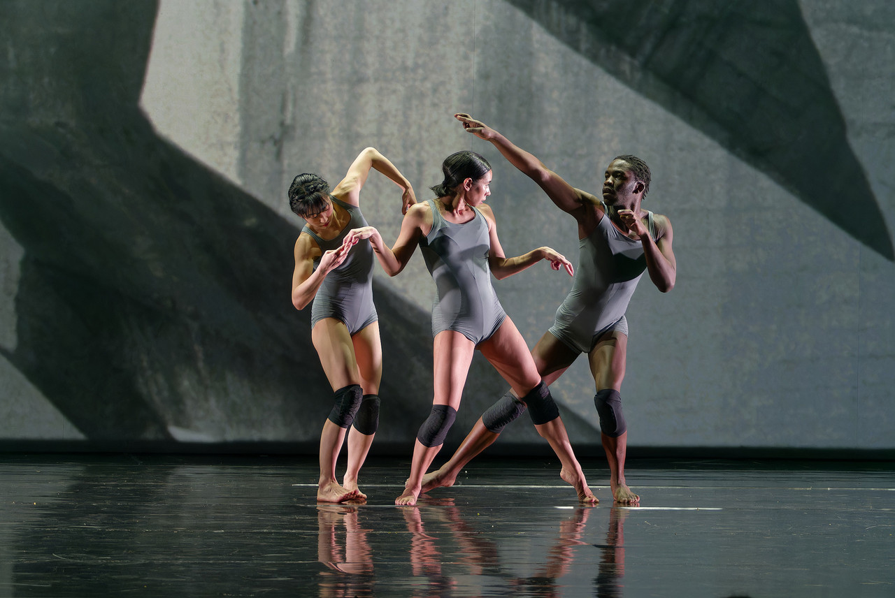»Last and First Men« by NEON DANCE, Jóhann Jóhannsson & Yair Elazar Glotman, narration by Tilda Swinton, Volksbühne am Rosa-Luxemburg-Platz