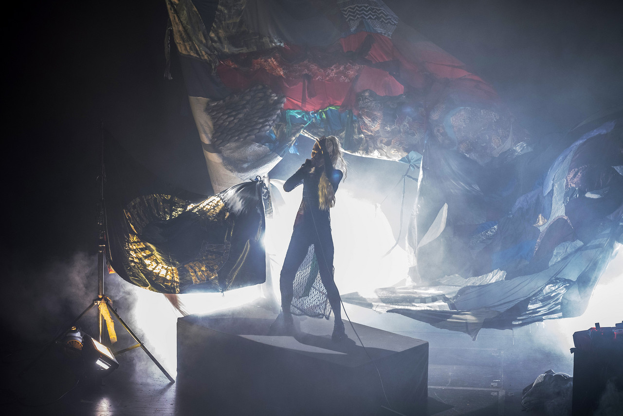 Aïsha Devi »Les Immortelles«, Volksbühne am Rosa-Luxemburg-Platz