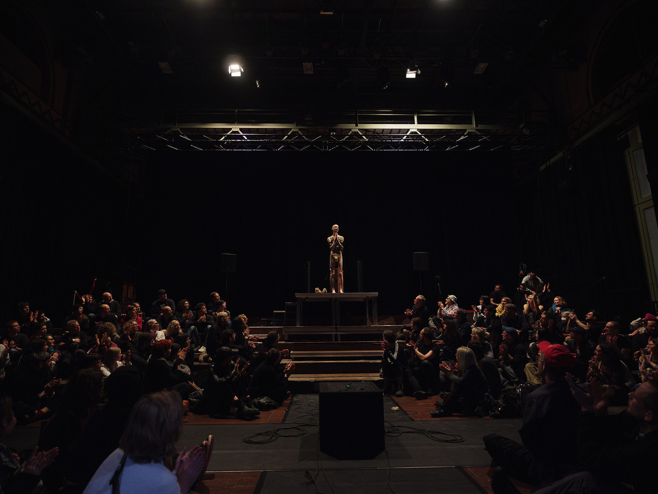 Marco Donnarumma »Ex Silens«, Radialsystem