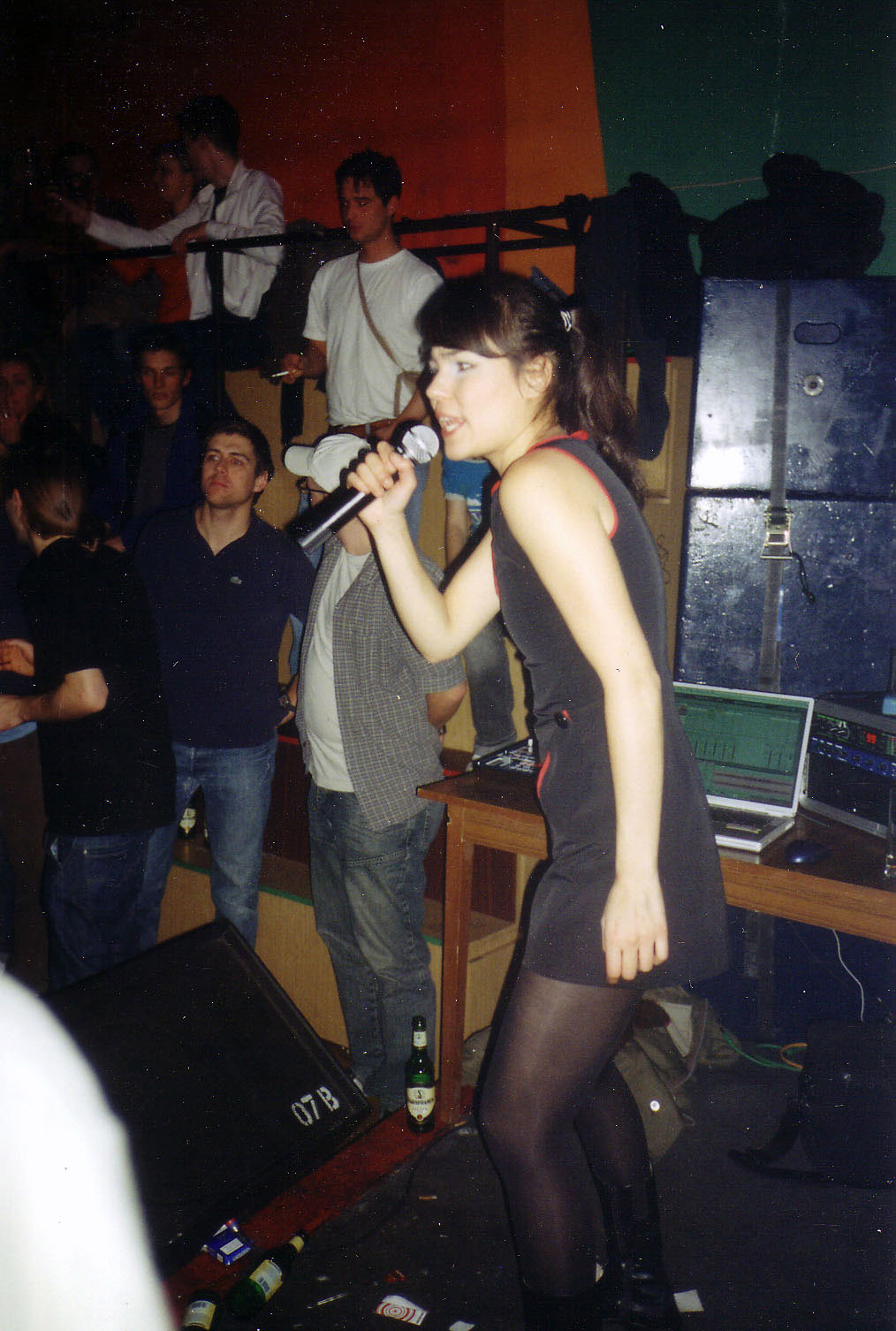 Kate Wax (now Aisha Devi) performs at Maria am Ostbahnhof.